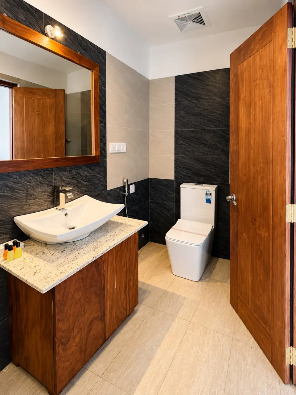 Luxury Beach Double Room: modern hotel bathroom interior